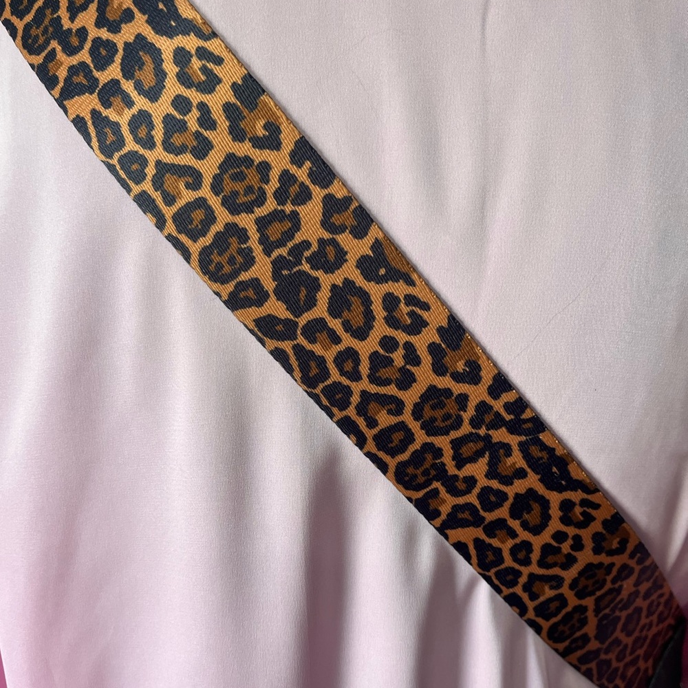 Cheetah Wide Strap Sling Bag